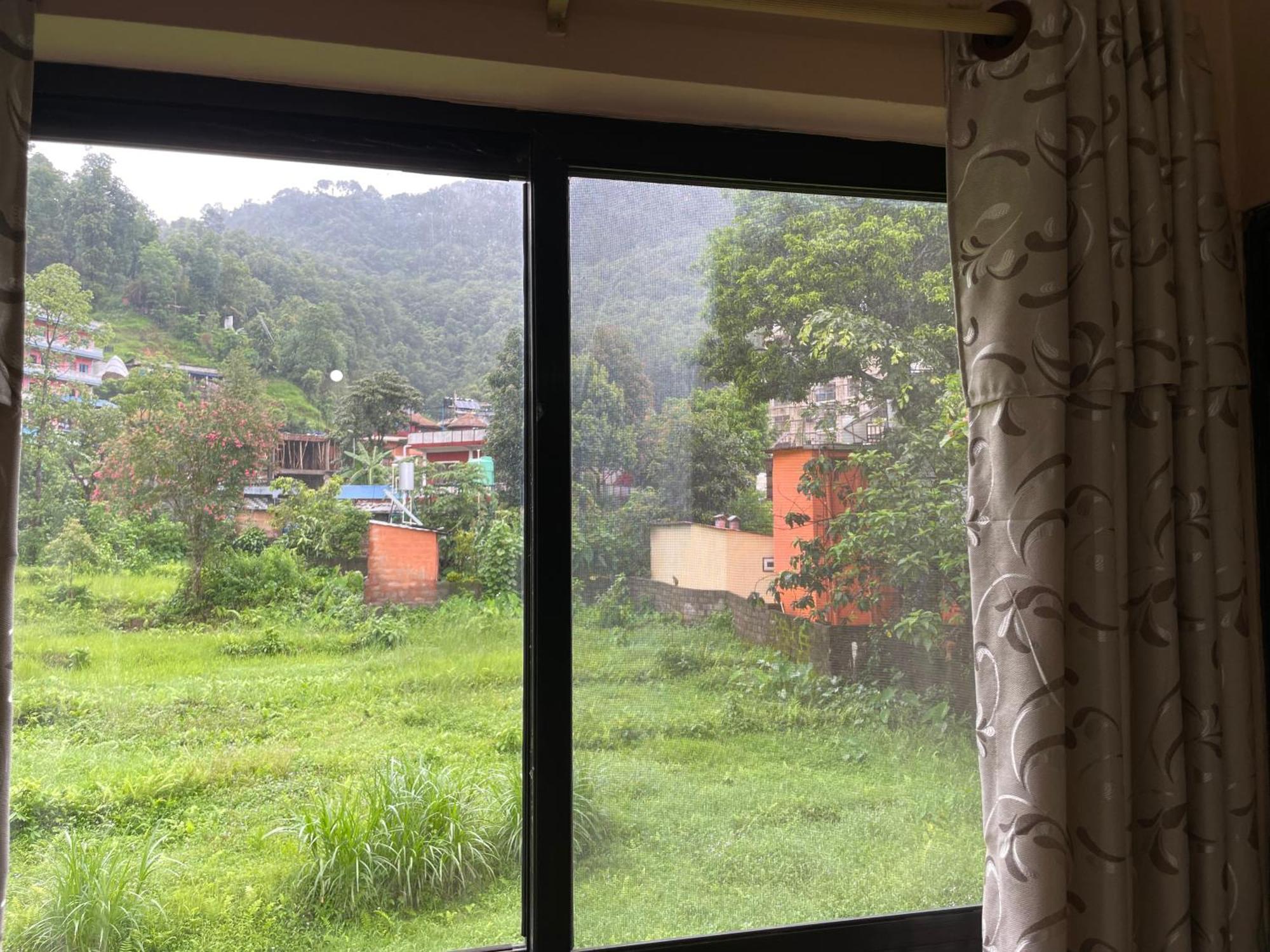 Yuriko Guest House ポカラ エクステリア 写真