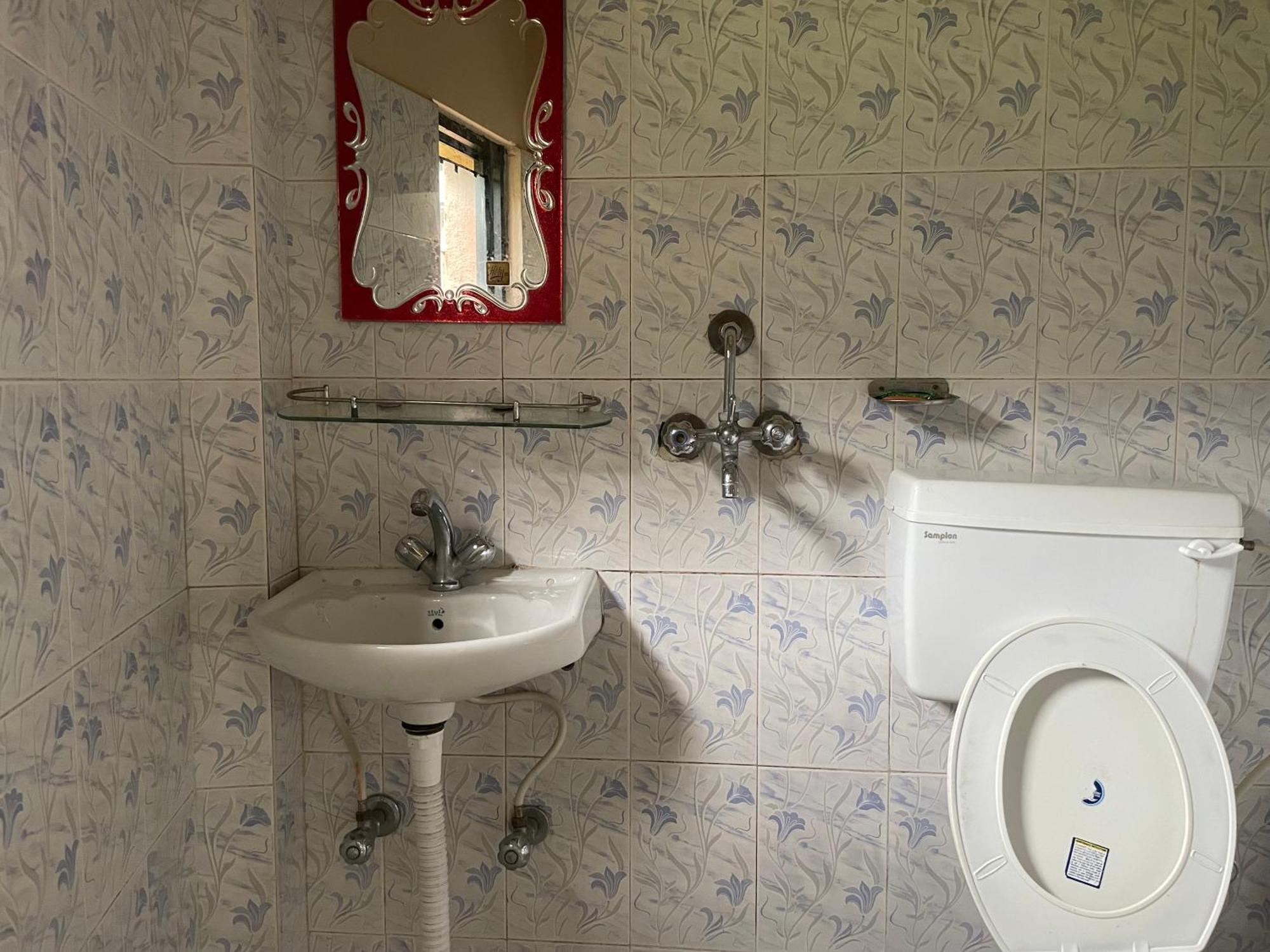 Yuriko Guest House ポカラ エクステリア 写真